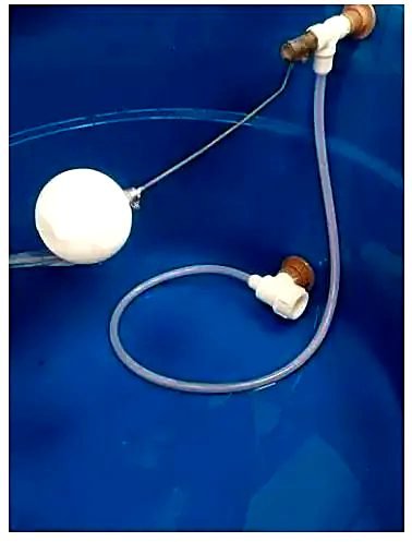 THUCHÃO instalado dentro da caixa d'água